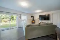 5079 WALKER AVENUE - thumbnail 16