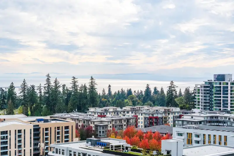 1906 5628 BIRNEY AVENUE - photo 1 of 33