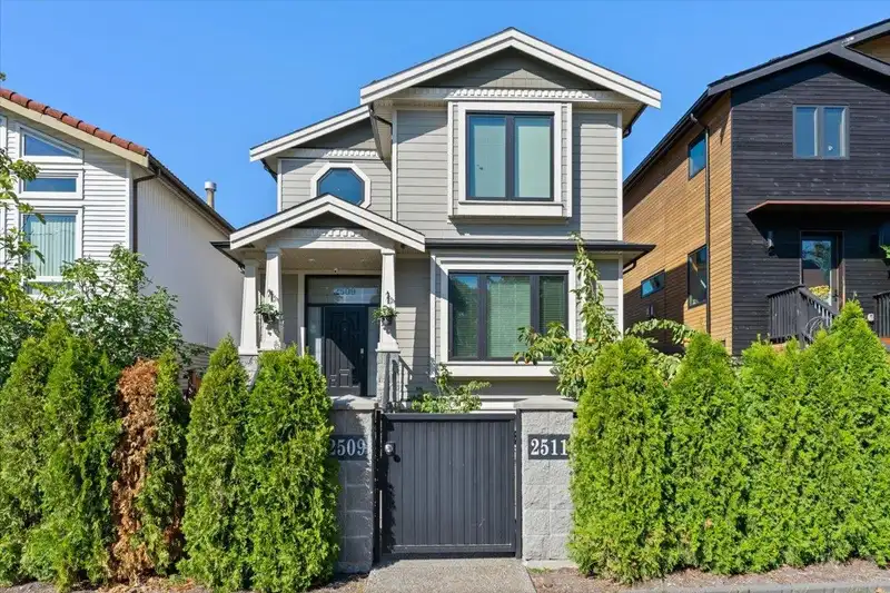 2509 MCGILL STREET - photo 1 of 40