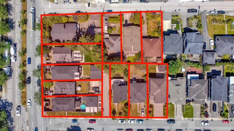 3717 PRICE STREET - photo 1 of 6