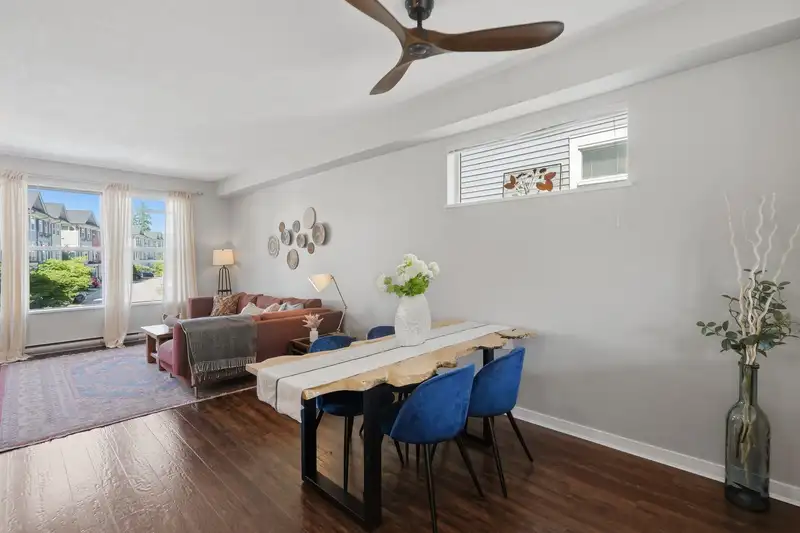 76 10415 DELSOM CRESCENT - photo 3 of 40