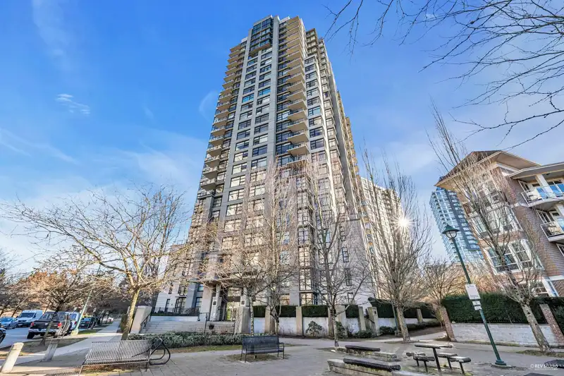 1807 5380 OBEN STREET - photo 2 of 34