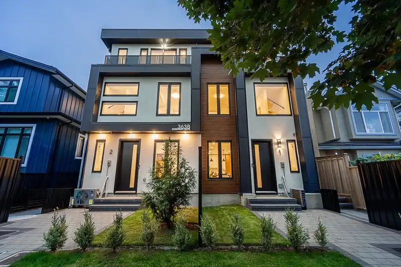 2 3638 NORMANDY DRIVE - photo 2 of 35