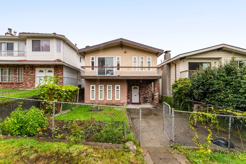 3361 WILLIAM STREET - photo 2 of 25