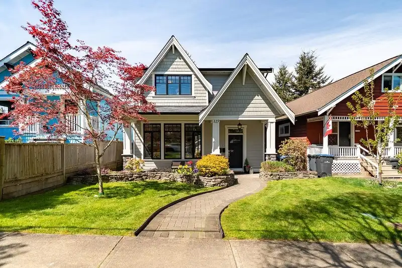 119 DURHAM STREET - photo 1 of 40