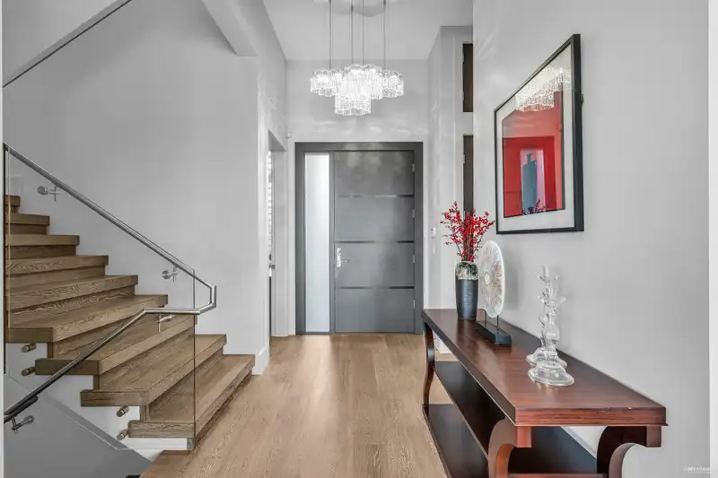 2384 NELSON AVENUE - photo 2 of 40