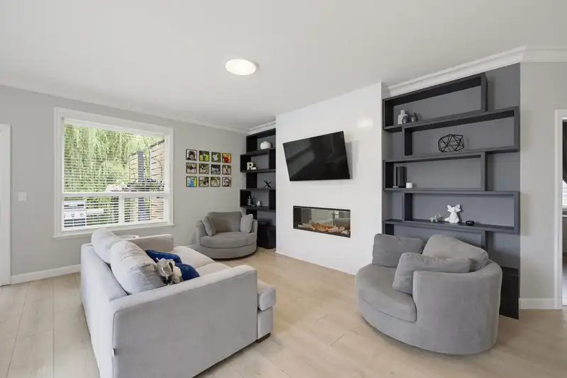 3763 MCKINLEY DRIVE - photo 3 of 40