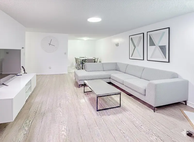 124 9101 HORNE STREET - photo 1 of 25