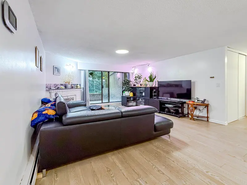 124 9101 HORNE STREET - photo 4 of 25