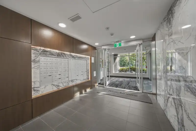 206 5058 CAMBIE STREET - photo 4 of 25