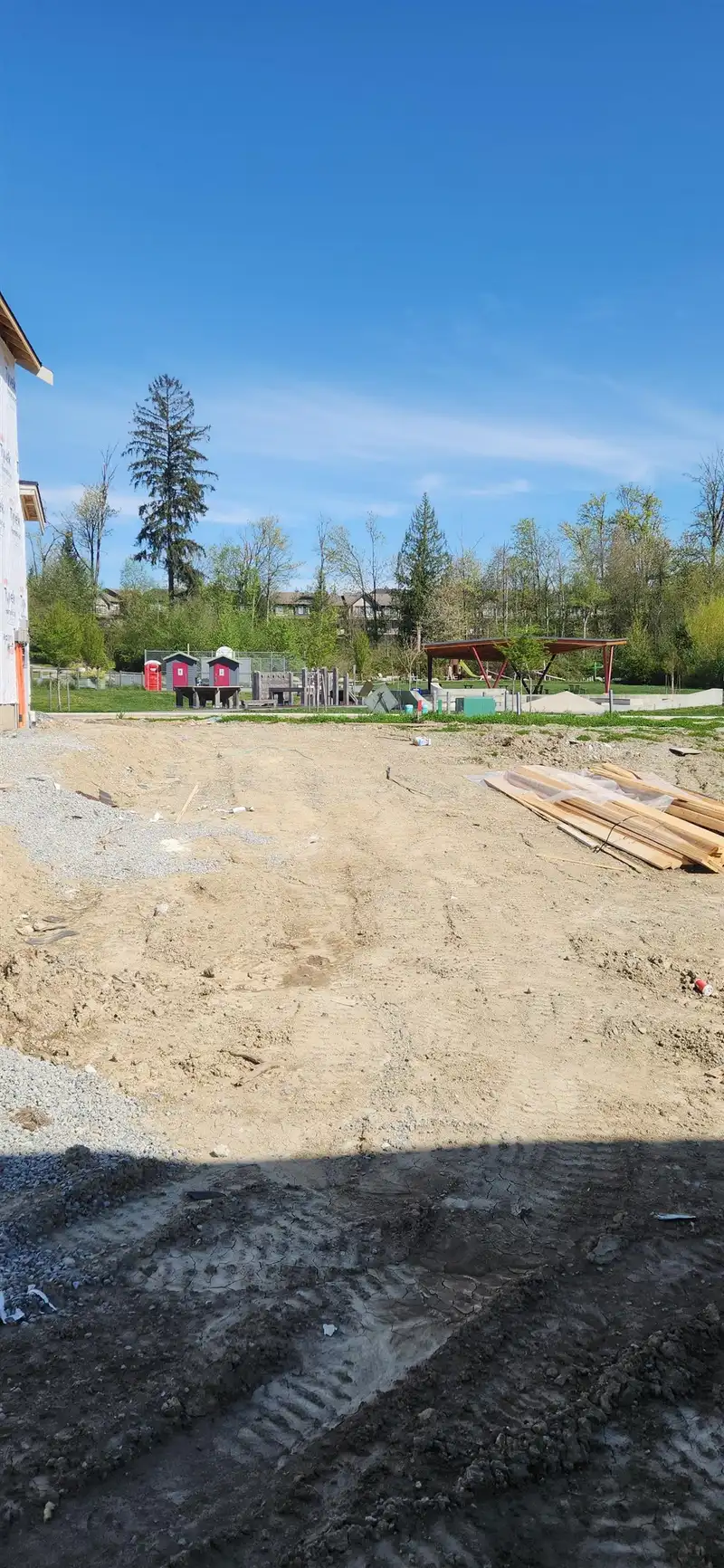 23052 N 136B AVENUE - photo 2 of 7