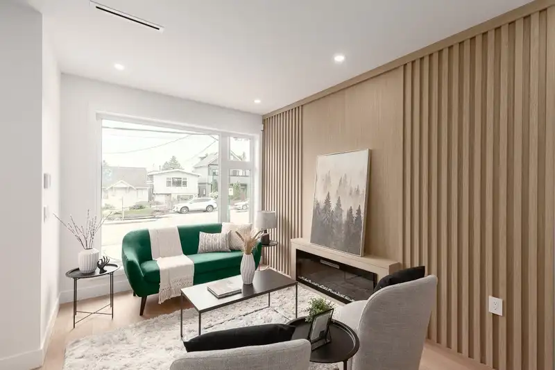 131 E KING EDWARD AVENUE - photo 3 of 35