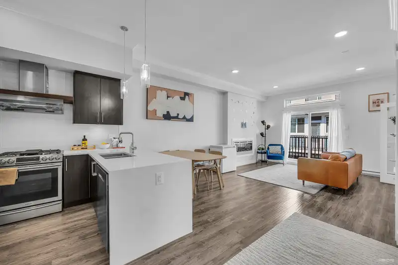 29 2528 156 STREET - photo 1 of 25