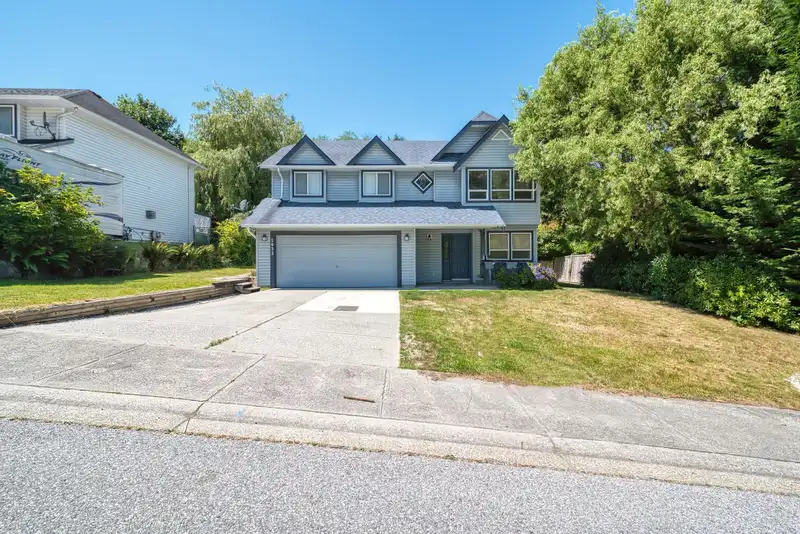 5833 HERON PLACE - photo 1 of 36