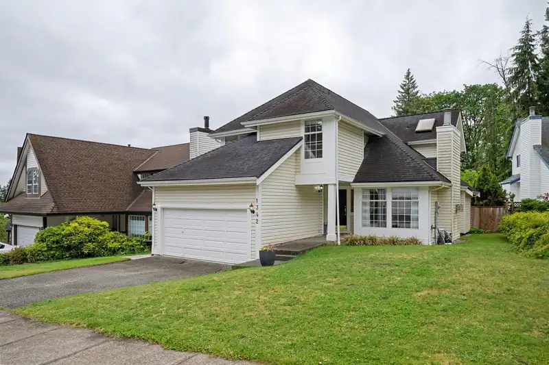 1342 CIMARRON DRIVE - photo 2 of 40
