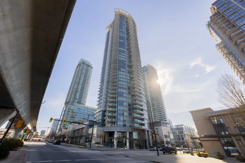 3204 2008 ROSSER AVENUE - photo 1 of 24