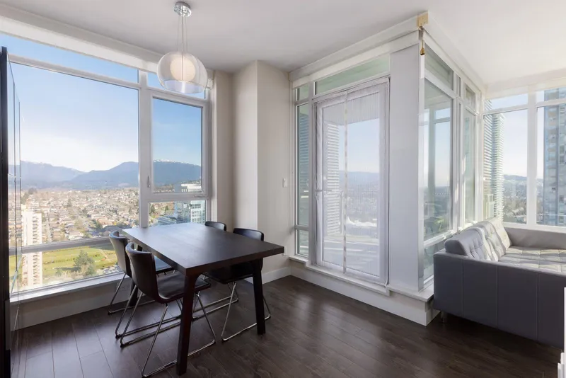 3204 2008 ROSSER AVENUE - photo 4 of 24