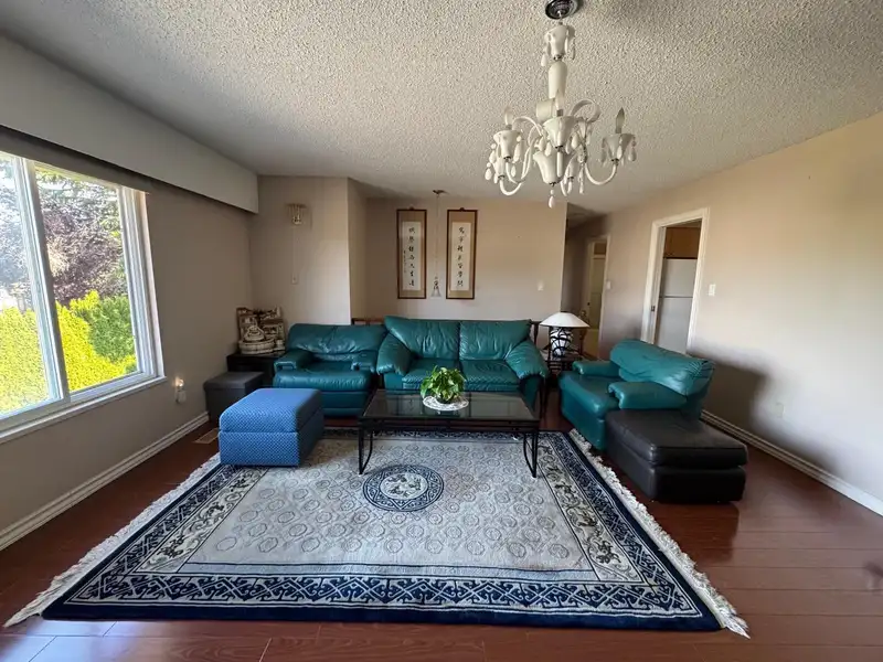 6220 SPENDER DRIVE - photo 3 of 18