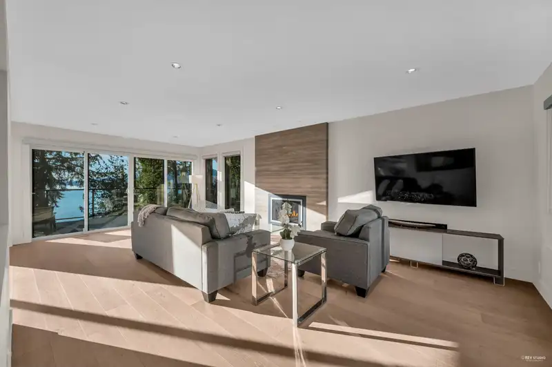 130 OCEANVIEW PLACE - photo 3 of 39