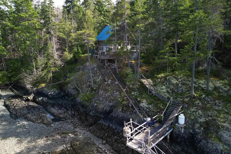 LOT 1 SOUTH THORMANBY ISLAND - photo 4 of 35