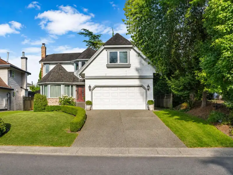 12612 215 STREET - photo 1 of 38