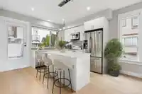 1 22711 WESTMINSTER HIGHWAY - thumbnail 4