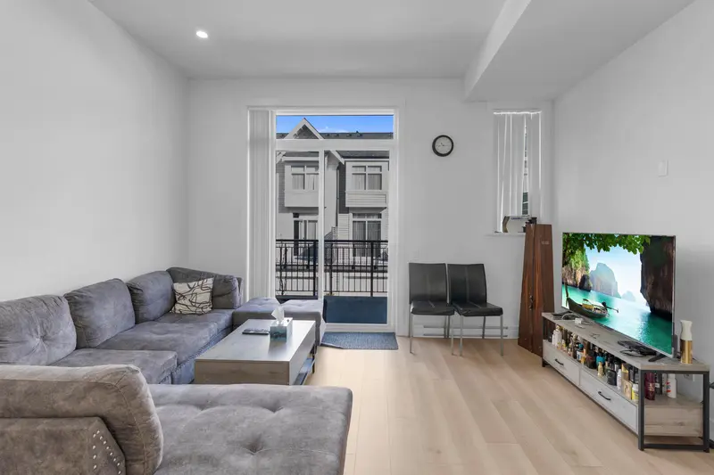 24 14151 58A AVENUE - photo 4 of 25