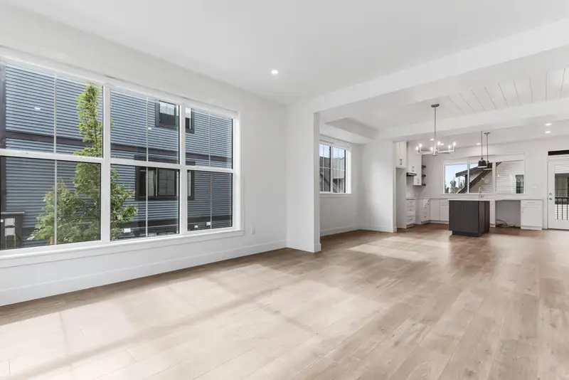 7103 COPPERWOOD STREET - photo 3 of 23