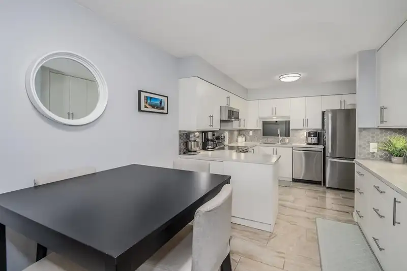 117 16275 15 AVENUE - photo 3 of 21