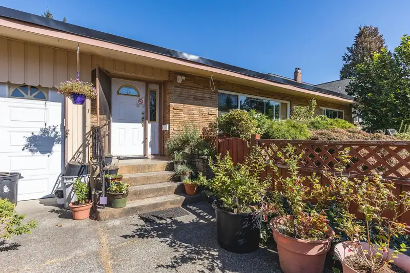 33911 ELM STREET - photo 1 of 40