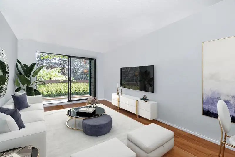 218 1422 E 3RD AVENUE - photo 1 of 18