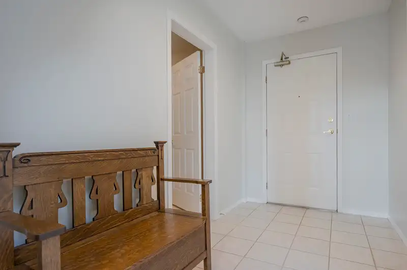 305 5375 205 STREET - photo 3 of 39