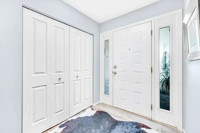 34128 LARCH STREET - photo 3 of 10