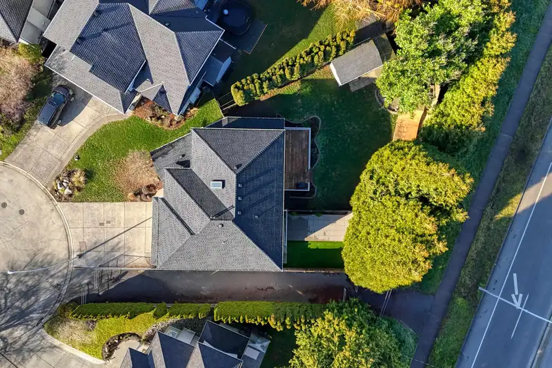 1551 161B STREET - photo 2 of 40