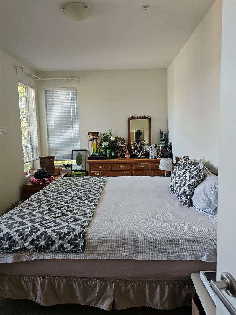 301 240 FRANCIS WAY - photo 4 of 11