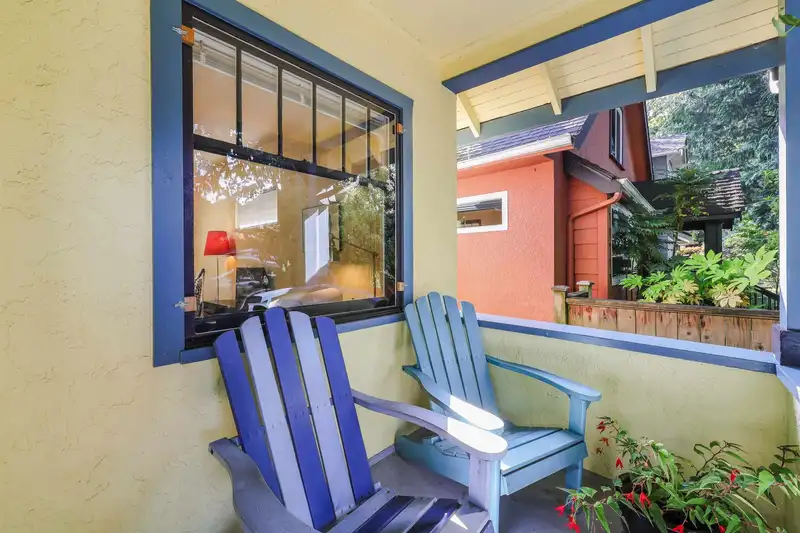 2274 E 7TH AVENUE - photo 3 of 40