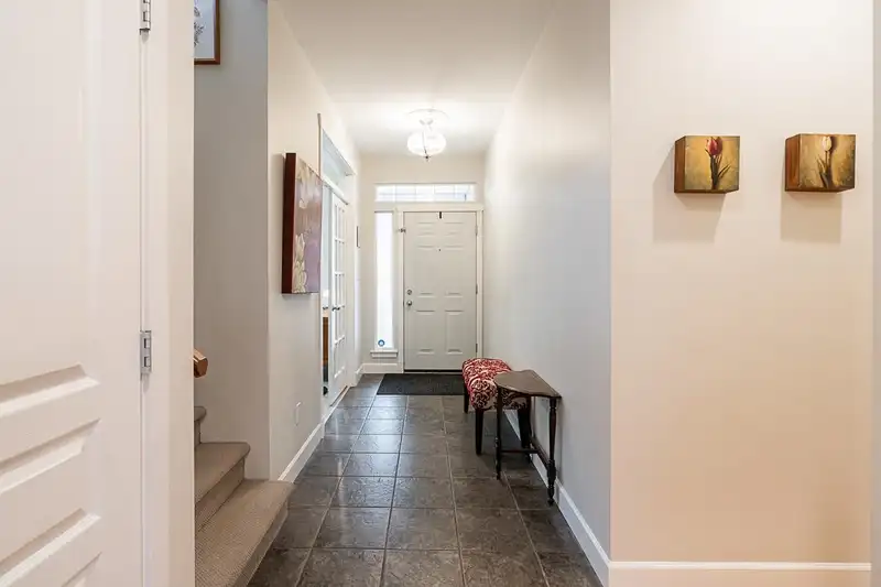 20222 71A AVENUE - photo 4 of 40