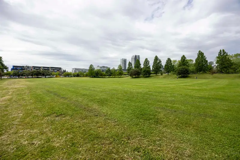 356 W 62ND AVENUE - photo 2 of 36