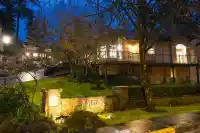 1102 STRATHAVEN DRIVE - thumbnail 1