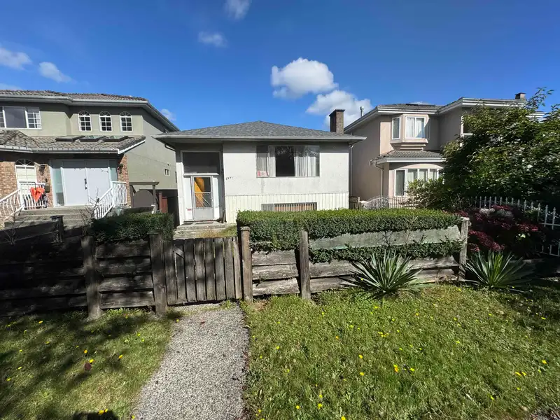 3391 E 25TH AVENUE - photo 2 of 36