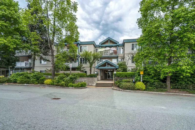 104 10668 138 STREET - photo 1 of 26