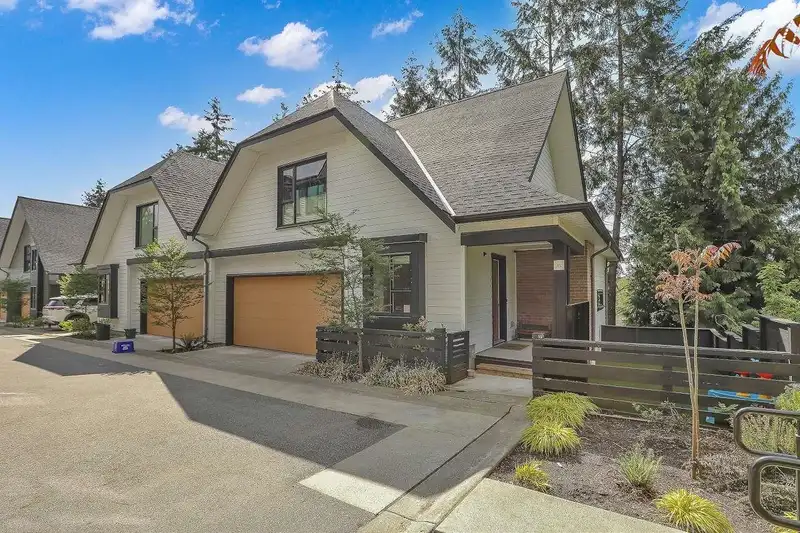 76 1228 HUDSON STREET - photo 2 of 40