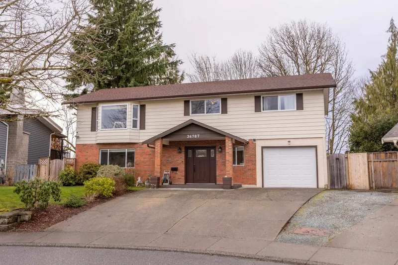 34787 MIERAU STREET - photo 1 of 25