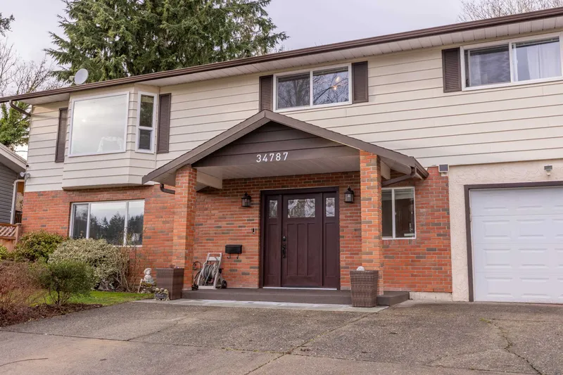 34787 MIERAU STREET - photo 2 of 25