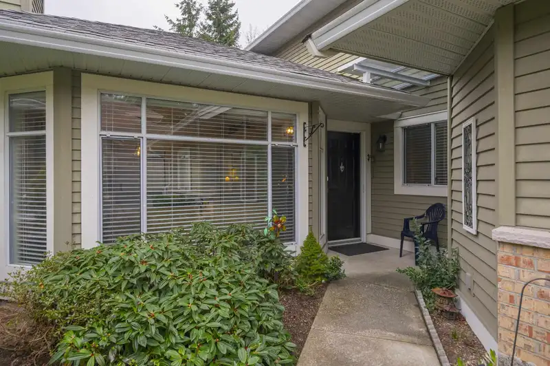 24 2672 151 STREET - photo 3 of 33