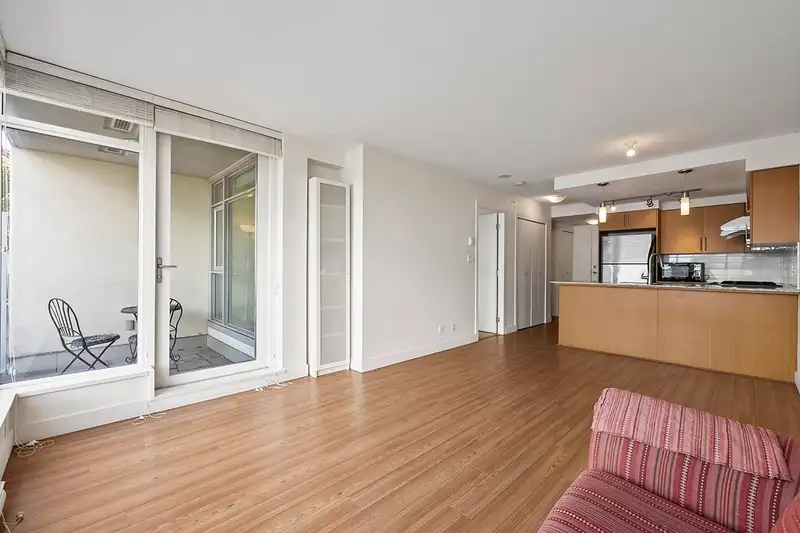 507 8068 WESTMINSTER HIGHWAY - photo 4 of 32
