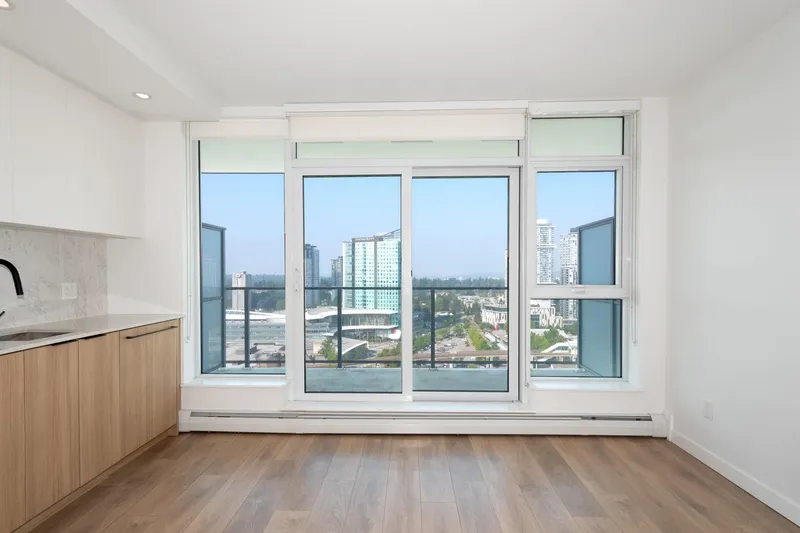 2509 13685 102 AVENUE - photo 3 of 25