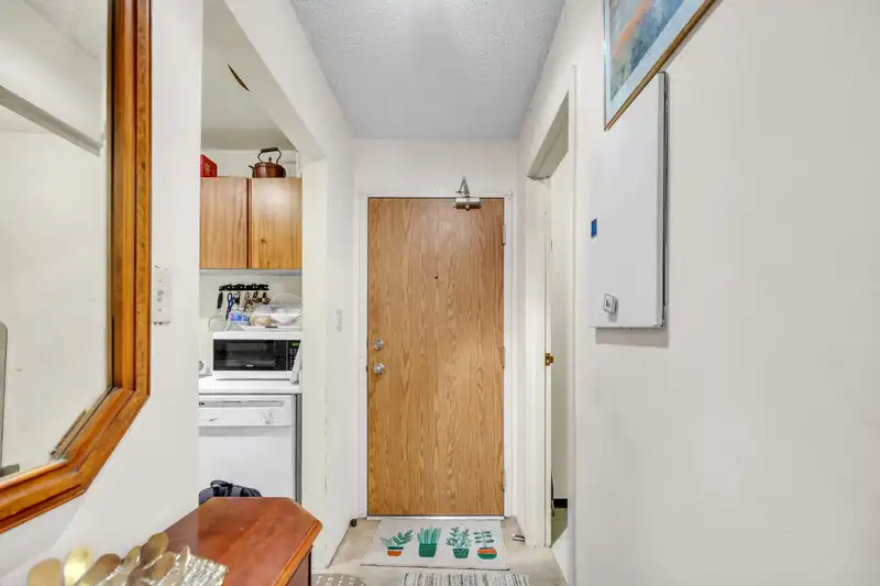 105 8700 ACKROYD ROAD - photo 4 of 16