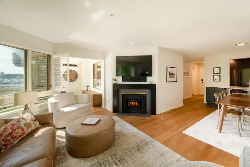 310 1859 SPYGLASS PLACE - photo 1 of 31