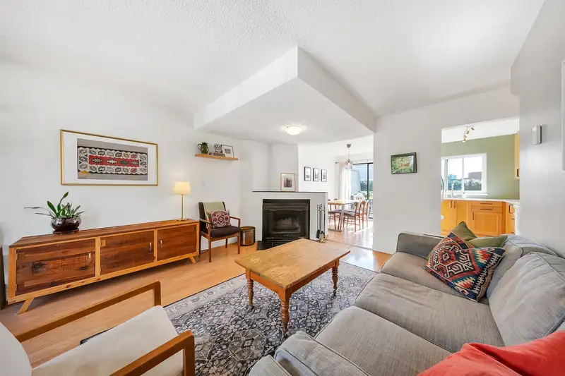 163 W 20TH STREET - photo 4 of 30